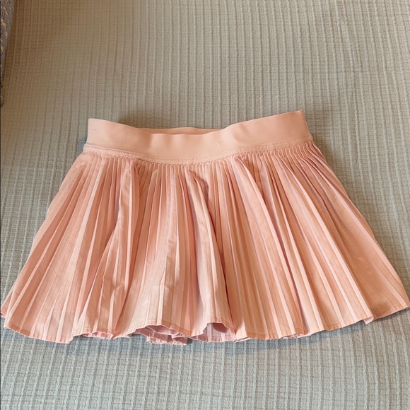 lululemon athletica Pleated soft pink tennis Skirt - Size 6 - Picture 2 of 5